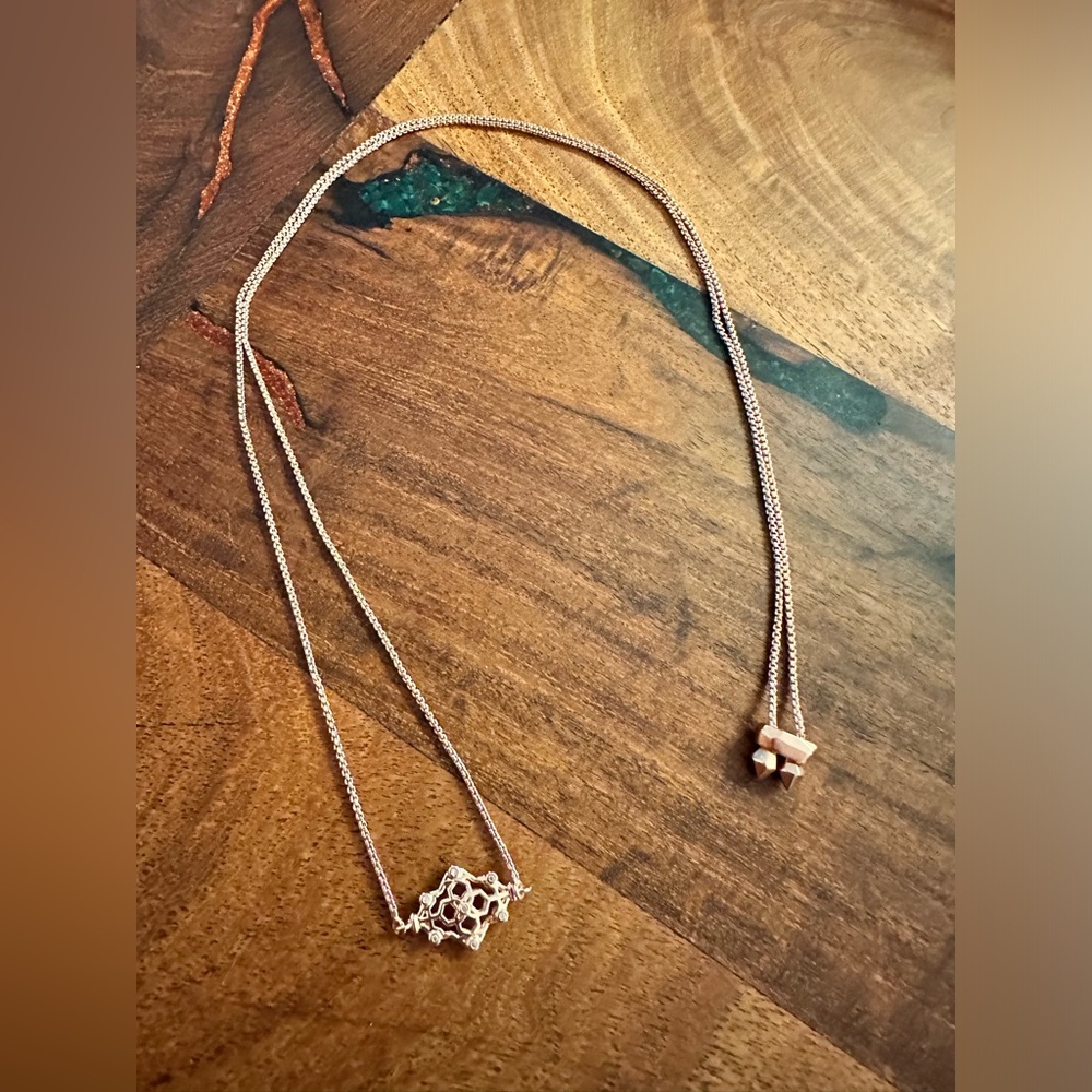 Kendra Scott Rose Gold adjustable necklace